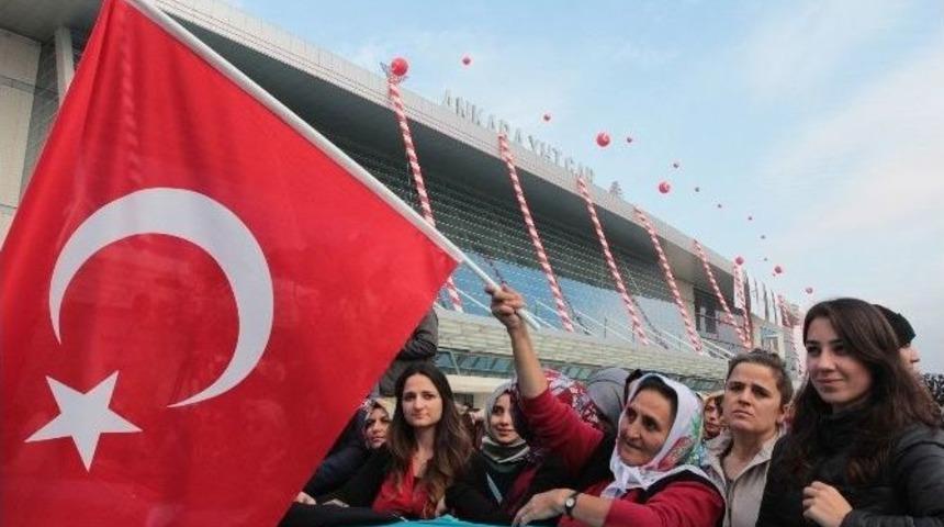 Ankara Y&uuml;ksek Hızlı Tren Garı Hizmete A&ccedil;ılıyor