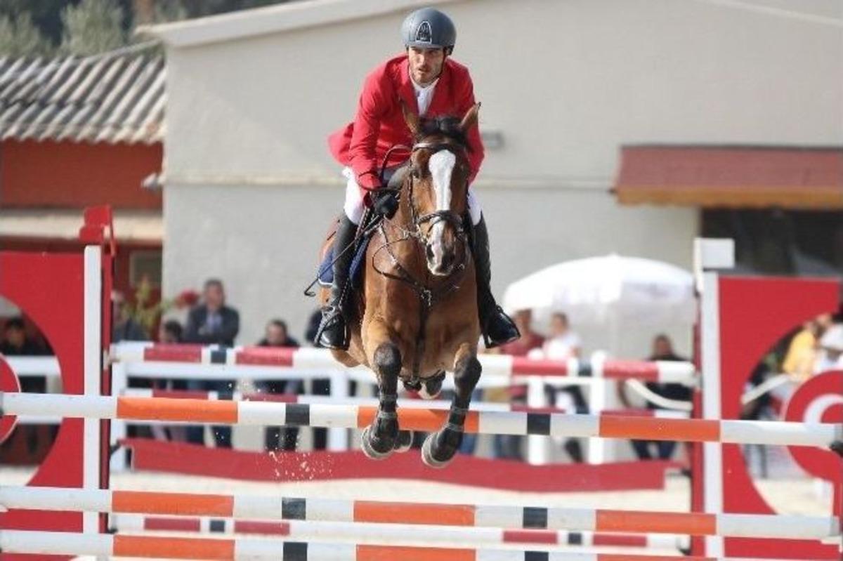Cumhuriyet Kupası Yarışları İzmir&rsquo;de Yapıldı