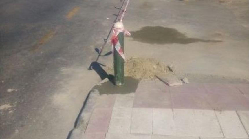 Alaşehir&rsquo;de Park Ve Bah&ccedil;eler Bakımdan Ge&ccedil;irildi