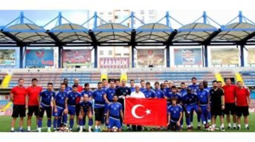 Kardemir Karab&uuml;kspor İstanbul&rsquo;a Gitti