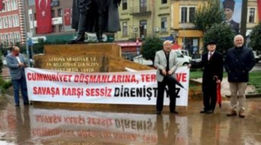 Giresun&rsquo;da Eski Milletvekillerinden Sessiz Eylem
