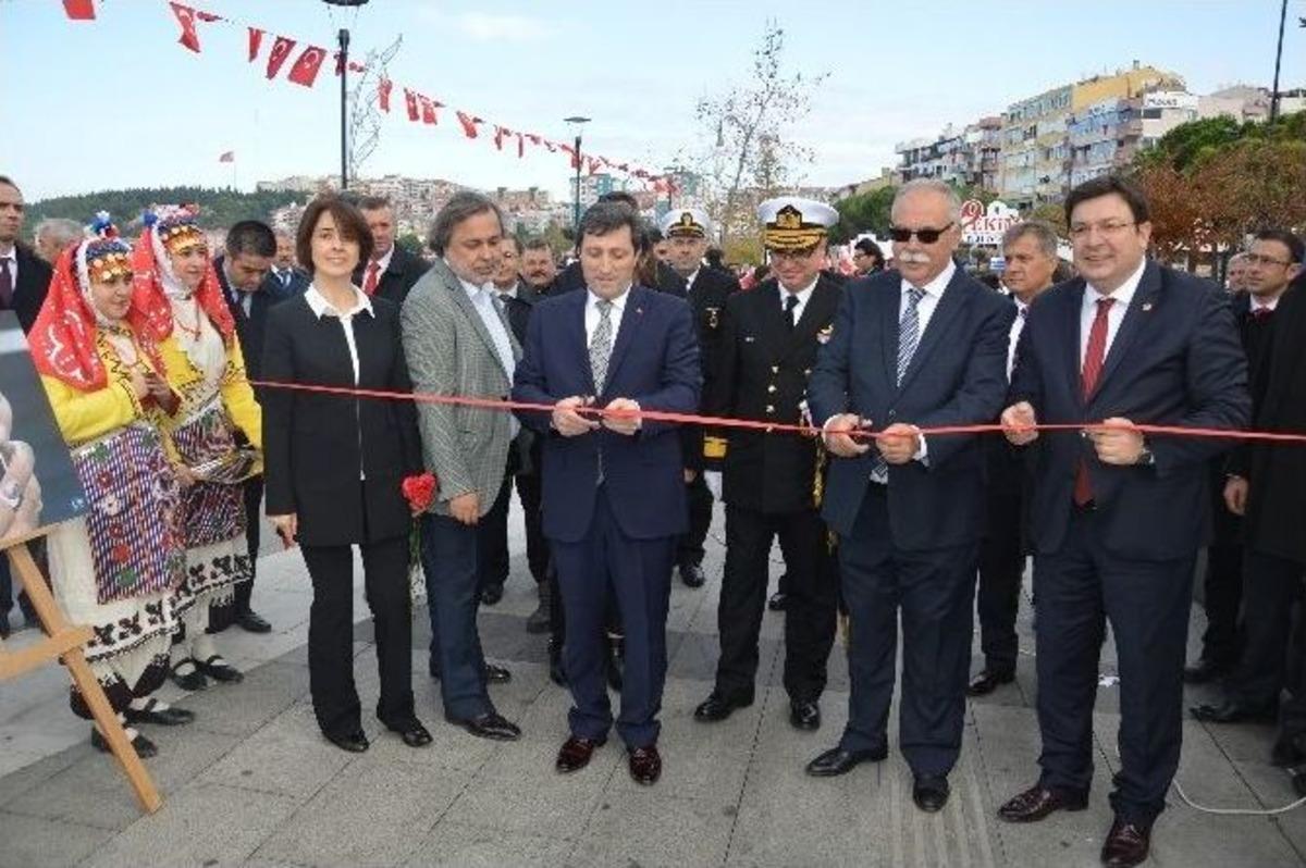 &Ccedil;anakkale&rsquo;de &rsquo;milli İrade Ve Demokrasi Yolunda Sergisi&rsquo;