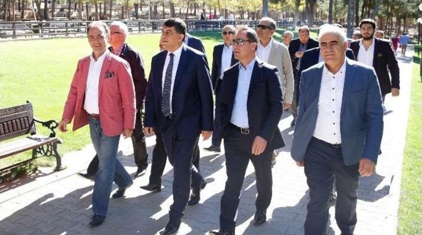 Gaimder&rsquo;den Şehitkamil&rsquo;e Hizmet Teşekk&uuml;r&uuml;