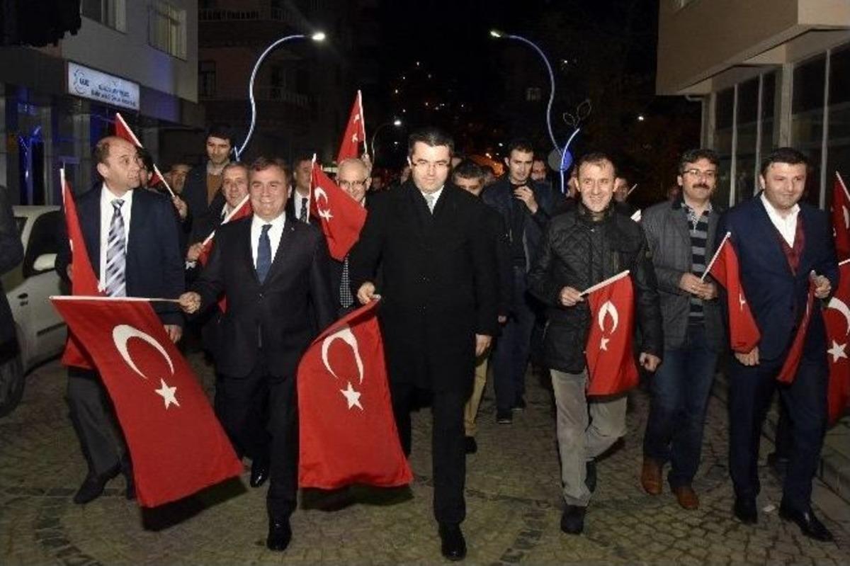 G&uuml;m&uuml;şhane&rsquo;de Cumhuriyet Bayramı Fener Alayı D&uuml;zenlendi