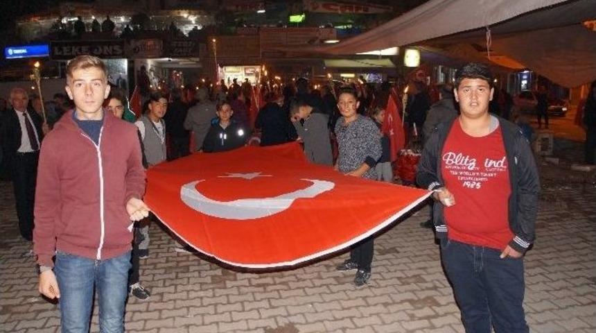 Lapseki&rsquo;de Fener Alayı