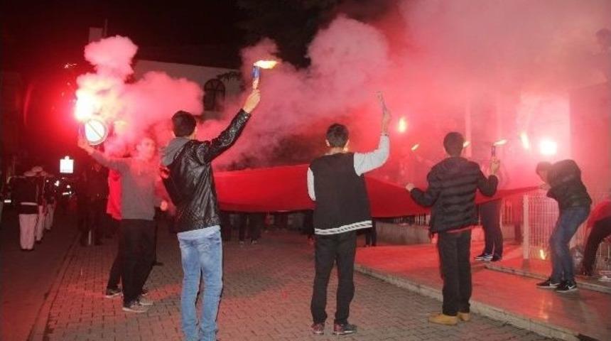 Bafra&rsquo;da Bayrak Y&uuml;r&uuml;y&uuml;ş&uuml;