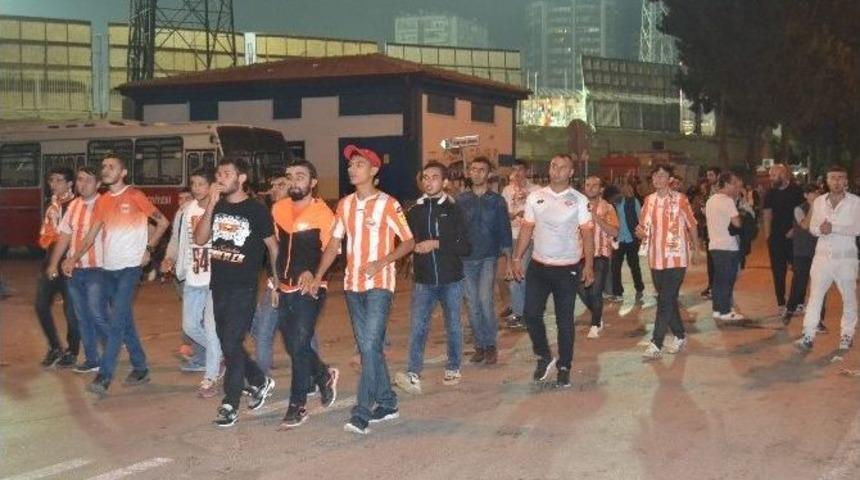 Adanaspor Taraftarlarına Toma&rsquo;lı M&uuml;dahale