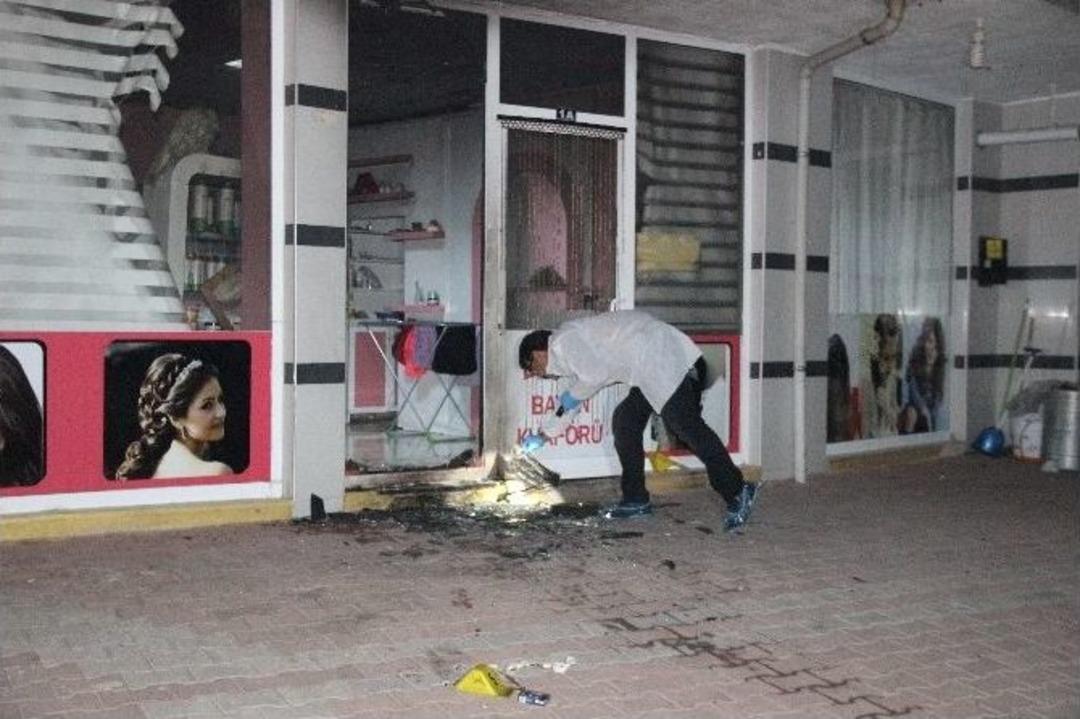 Kundak&ccedil;ılar Ka&ccedil;arken Cep Telefonunu D&uuml;ş&uuml;rd&uuml;