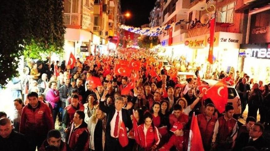 Bal&ccedil;ova&rsquo;da Muhteşem Cumhuriyet Y&uuml;r&uuml;y&uuml;ş&uuml;