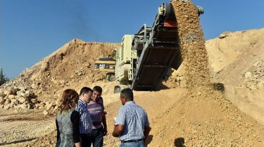 Kepez&rsquo;de Hafriyat Geri D&ouml;n&uuml;ş&uuml;m &Ccedil;alışmaları