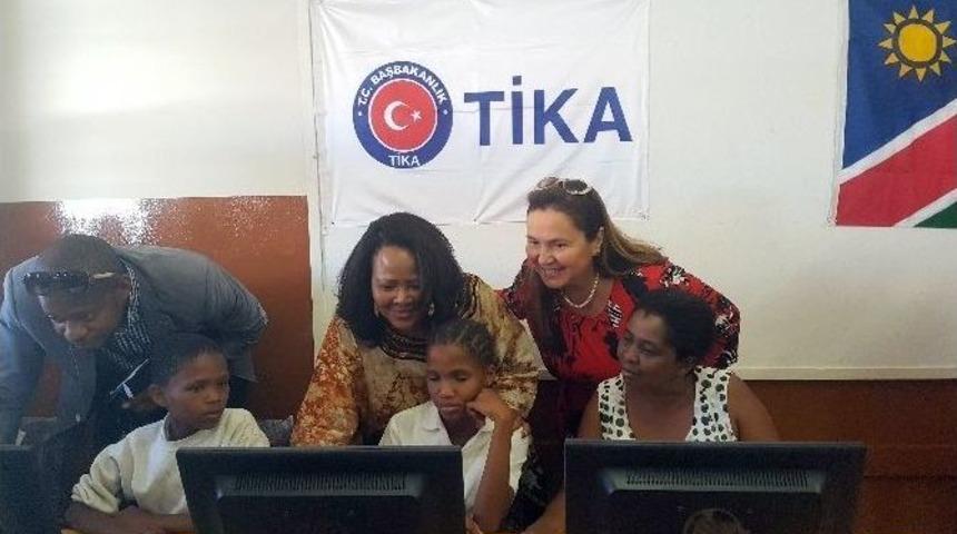 Tika&rsquo;dan Namibya&rsquo;da Hardap B&ouml;lgesi&rsquo;ndeki Okullara Laboratuvar Desteği