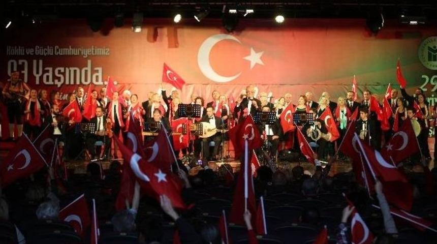 Nazım Hikmet Kongre Ve Sanat Merkezi&rsquo;nde 29 Ekim Coşkusu