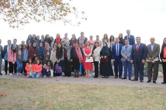 Filistinli &Ouml;ğrencilere Veda Yemeği 3