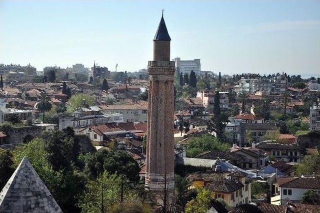 Antalya Tarihi Kalei&ccedil;i&rsquo;nde G&uuml;nısı Ve &Ccedil;anak Anten Yasaklanıyor 3