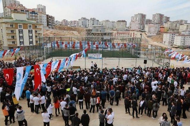 Şahinbey Belediyesinden Okullara Yeni Halı Saha 1