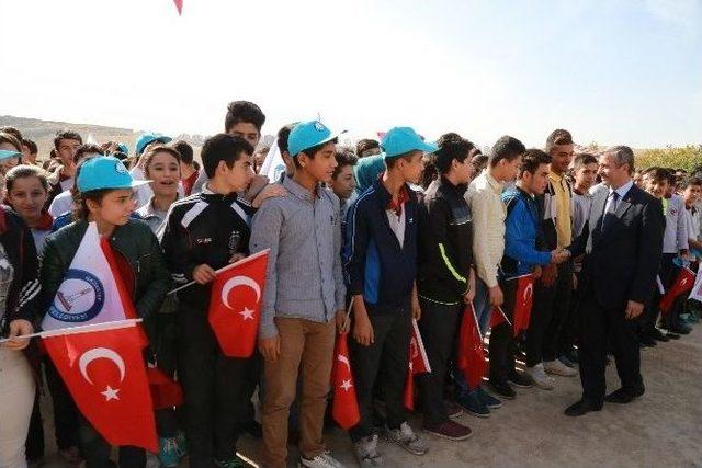 Şahinbey Belediyesinden Okullara Yeni Halı Saha 2