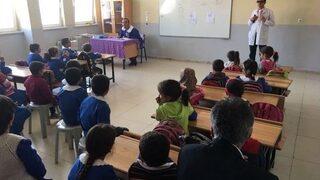 Büyükşehir Tiyatrosu İlçeleri Geziyor