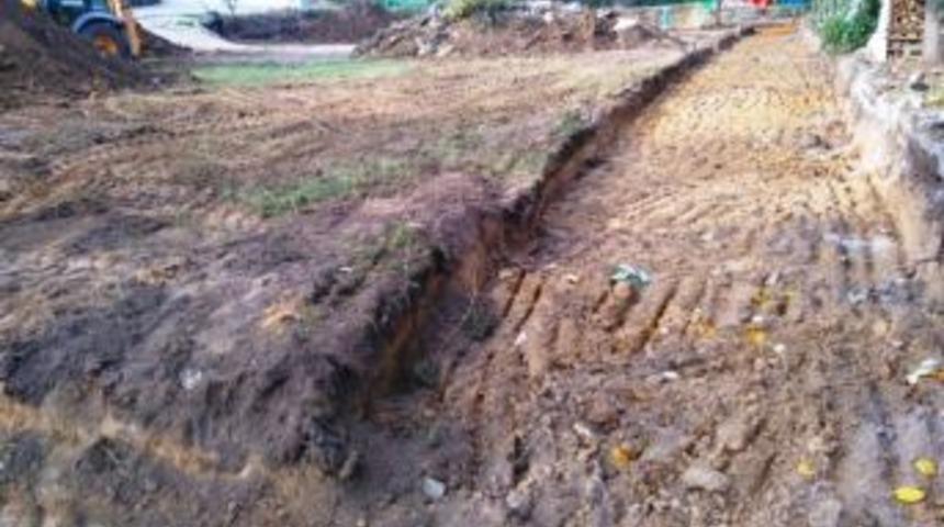 İzmit&rsquo;te &Ccedil;alışmalar S&uuml;r&uuml;yor