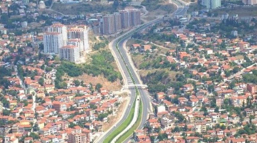 Kocaeli&rsquo;de &Uuml;st Ve Alt Yapı &Ccedil;alışmaları Devam Ediyor