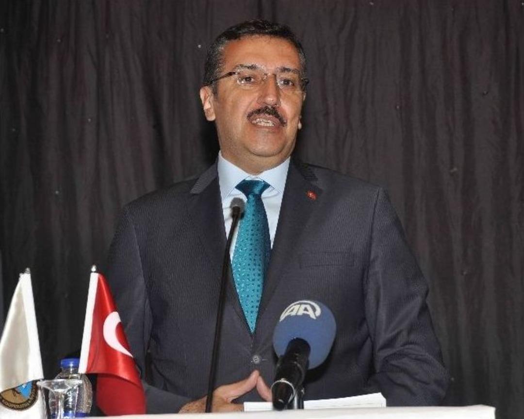 Bakan T&uuml;fenkci, Teskomb Olağan&uuml;st&uuml; Genel Kuruluna Katıldı