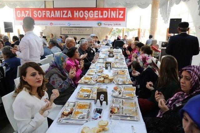 Turgutlu’da ’gazi Sofrası’nda Birlik Ve Beraberlik Mesajları Verildi