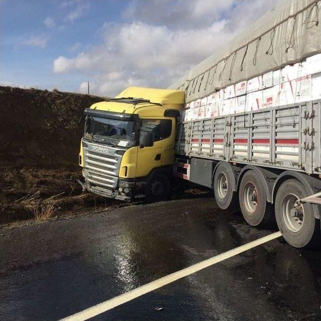 Erzurum’da Trafik Kazası: 2 Ölü, 2 Yaralı