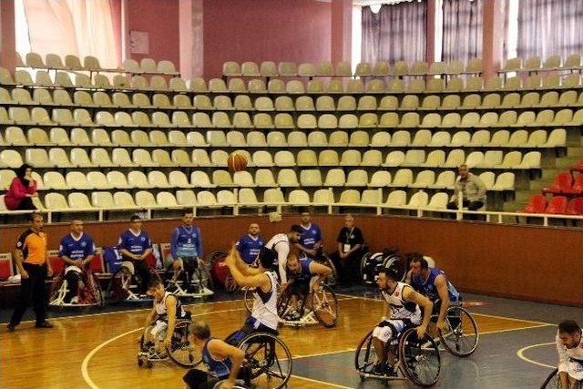 Tekerlekli Sandalye Basketbol Garanti Süper Ligi 2