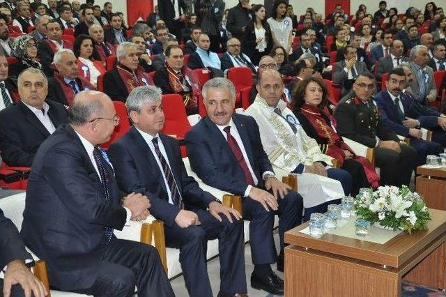 Bakan Arslan, Kafkas Üniversitesi’nin Akademik Yılı Açılışına Katıldı