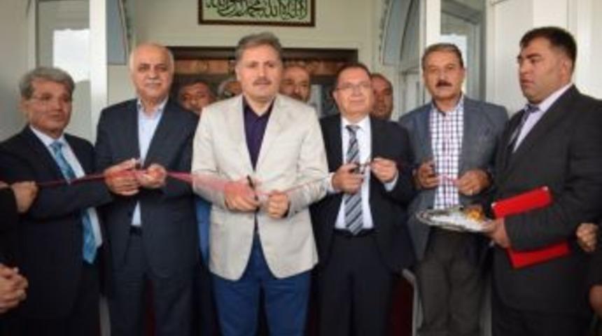 Hecek Cami İbadete A&ccedil;ıldı