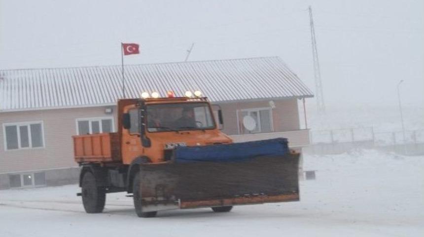 Ardahan&rsquo;da Y&uuml;ksek Kesimlerde Kar Yağışı