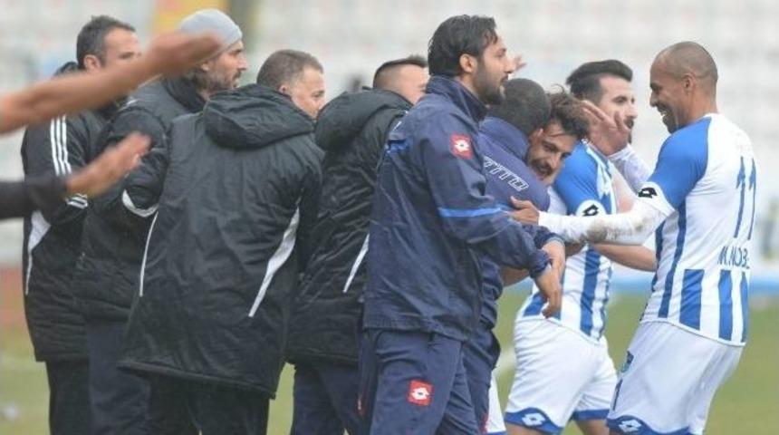 Bb Erzurumspor Teknik Direkt&ouml;r&uuml; Ahmet Yıldırım: &ldquo;&uuml;&ccedil; Puanı Hak Ederek Kazandık&rdquo;