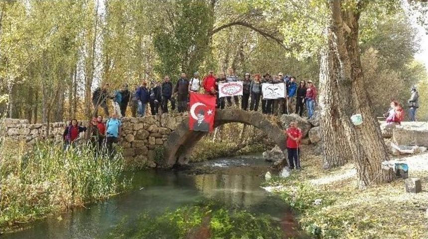 Geleneksel 7. B&uuml;nyan Cumhuriyet Doğa Y&uuml;r&uuml;y&uuml;ş&uuml; Yapıldı