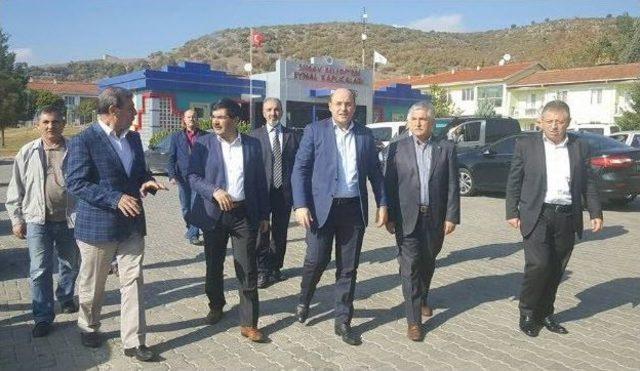 Ak Parti Yerel Yönetimler Başkan Yardımcısı Salih Koca Simav’ı Ziyaret Etti