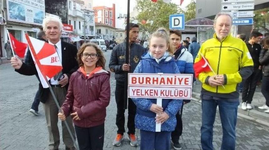 Burhaniye&rsquo;de Yelken Kul&uuml;b&uuml; &Ouml;ğrenci Kayıtlarına Başladı