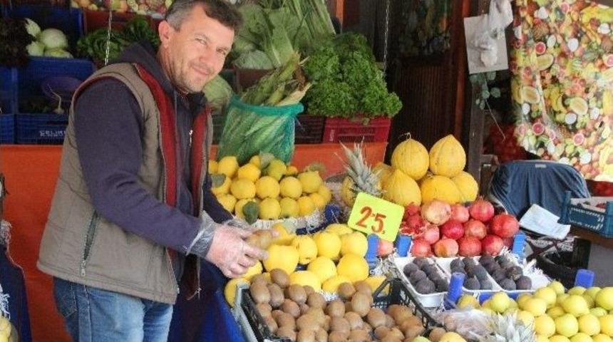 Kış Ayının Vitamin Deposu Meyveler Tezgahlarda Yerini Aldı