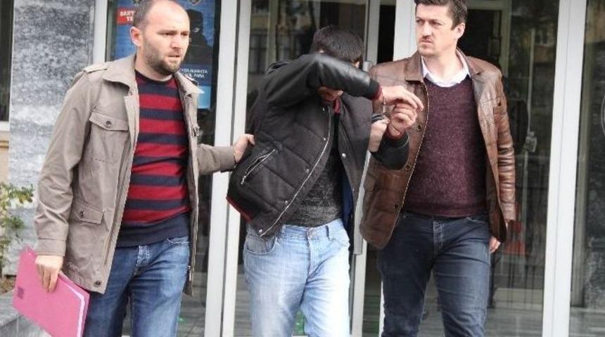 Uyuşturucu Haplarla Yakalandılar