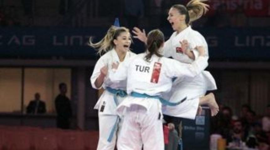 Dilara Bozan Bronz Madalya Kazandı