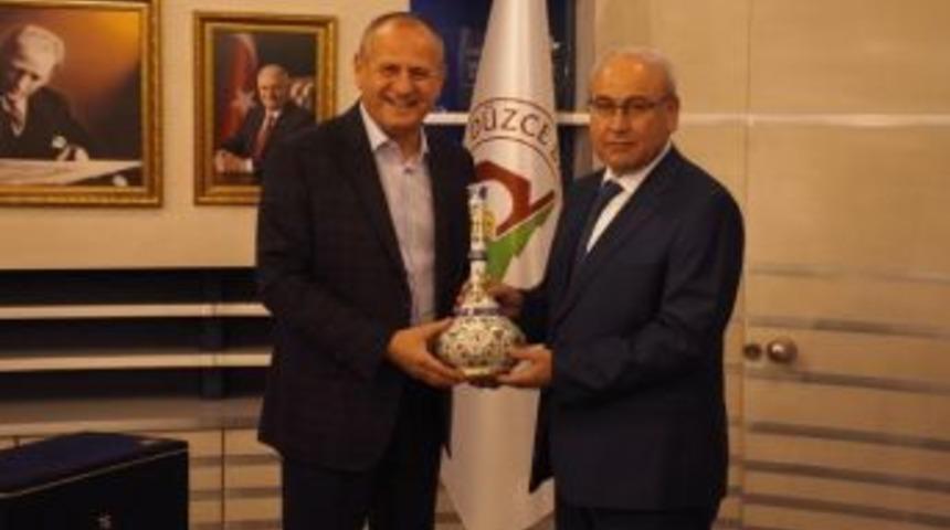 Emniyet M&uuml;d&uuml;r&uuml; Aky&uuml;z, Başkan Keleş&rsquo;e Veda Ziyaretinde Bulundu