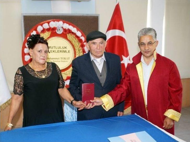 70’lik Çift İkinci Baharını Yaşıyor G1