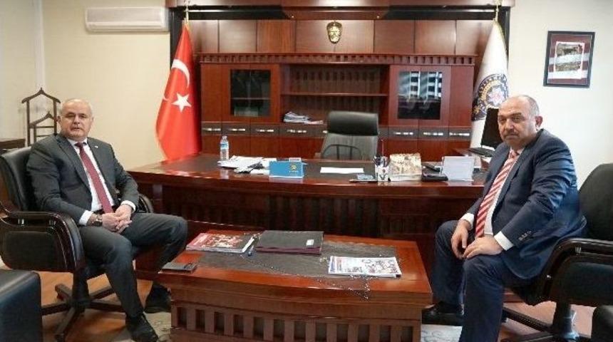 Yeni Emniyet M&uuml;d&uuml;r&uuml; Karabulak, G&ouml;revine Başladı