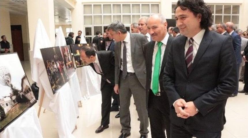 Konya&rsquo;da &ldquo;demokrasi Destanı&rdquo; Konulu Fotoğraf Sergisi