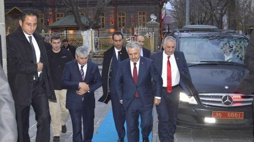 Bakan Arslan&rsquo;a Dap İdaresi Sunumu