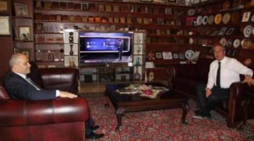 Emniyet M&uuml;d&uuml;r&uuml; Artunay, &Uuml;nver&rsquo;i Ziyaret Etti