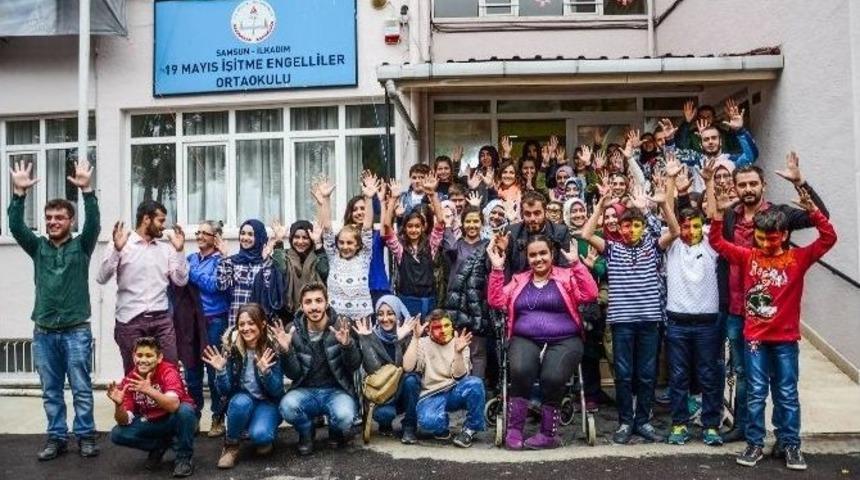 Atakum Gen&ccedil;lik Merkezi Ses Oldu