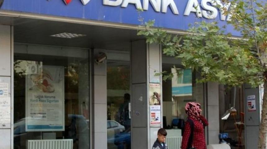 Tmsf Yetkilileri Bank Asya&rsquo;nın Evraklarını İnceledi