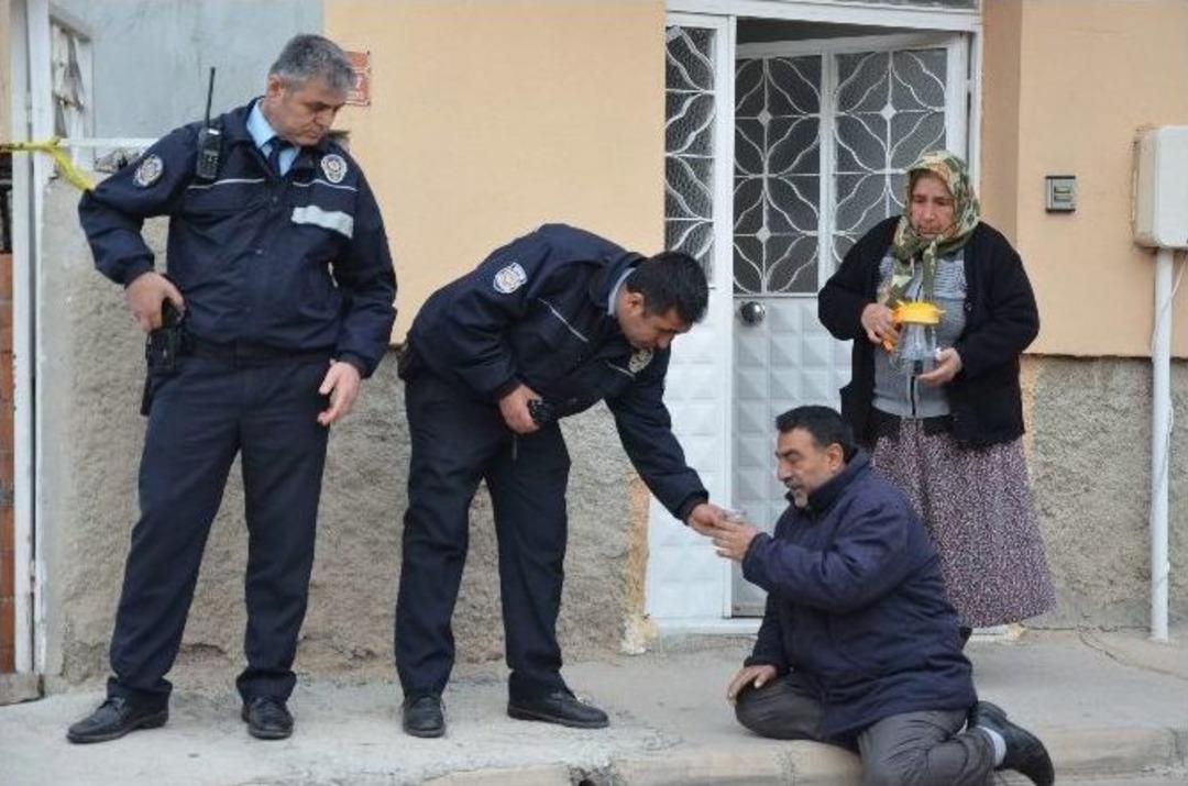 Yanarak &Ouml;len Gencin Babasının Feryatları