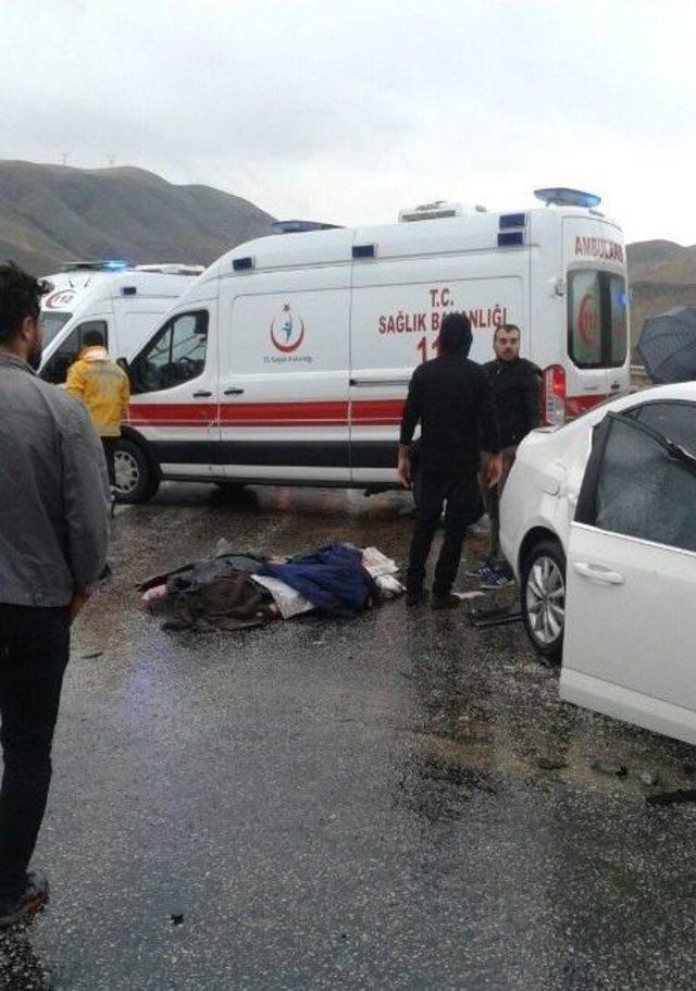 Van’da Trafik Kazası: 5 Ölü, 3 Yaralı