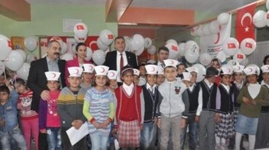 Van&rsquo;da Kızılay Haftası Etkinlikleri