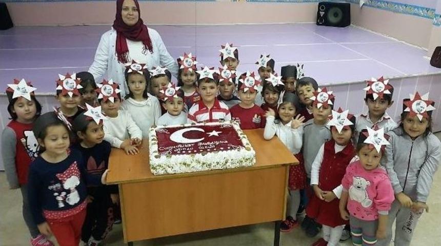 Anaokulunda &lsquo;cumhuriyet Bayramı&rsquo; Etkinliği