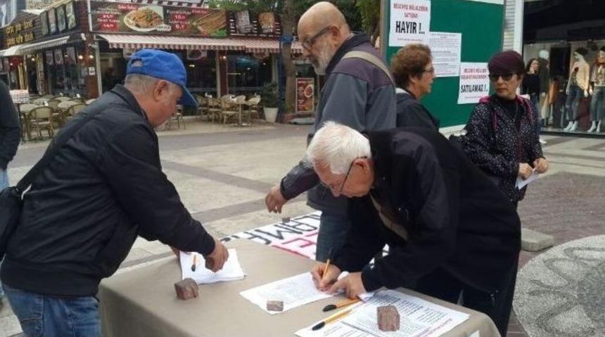 Kuşadası Belediye M&uuml;lklerinin Satılmaması İ&ccedil;in İmza Kampanyası Başlatıldı